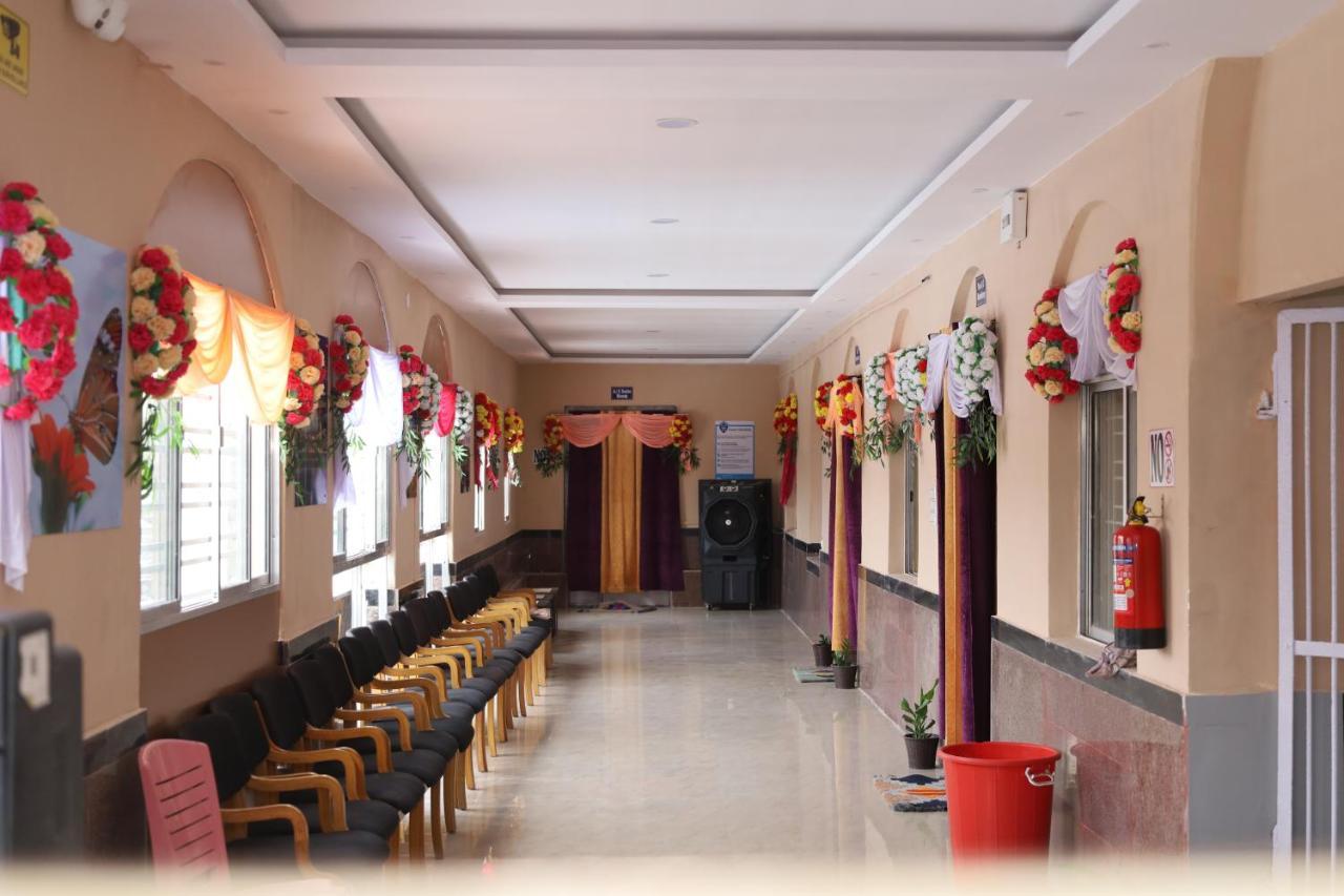Hotel Rail Nest Kharagpur Exterior foto