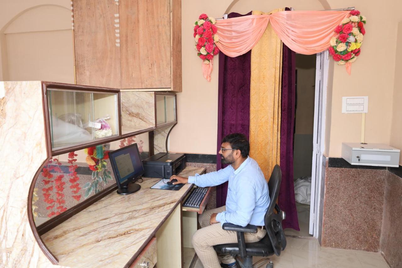Hotel Rail Nest Kharagpur Exterior foto