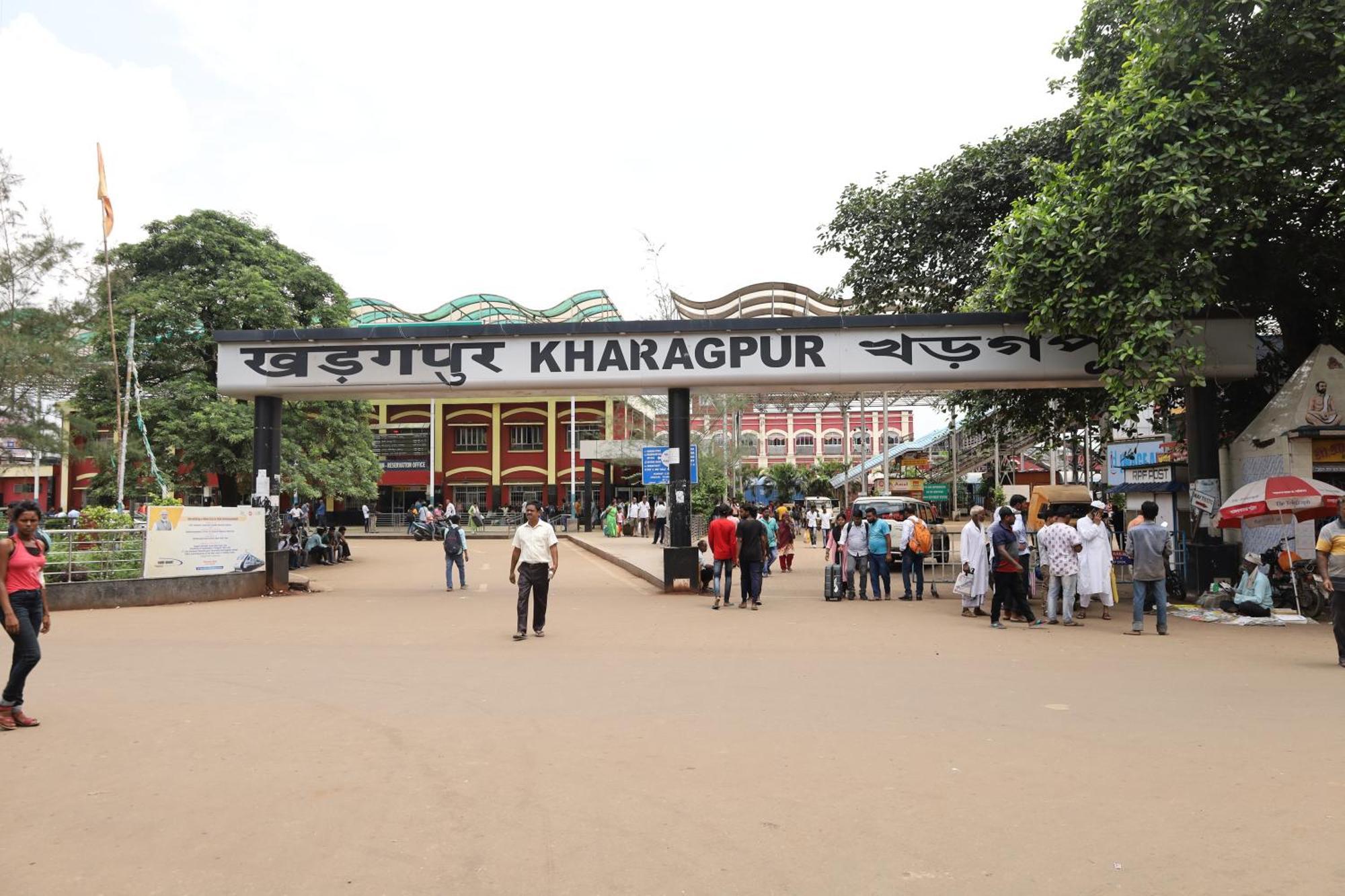 Hotel Rail Nest Kharagpur Exterior foto